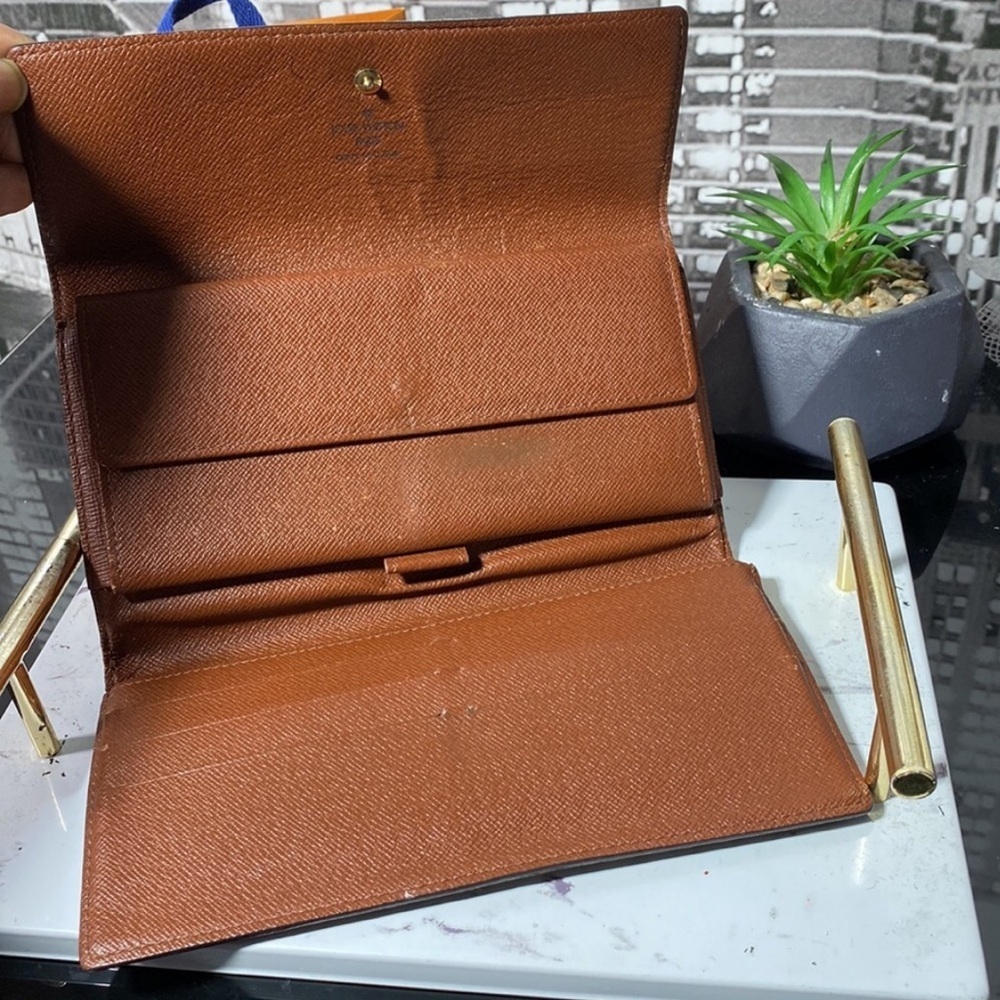 Louis Vuitton Monogram Porte-Tresor Wallet on Chain Pre-Owned 100% Authentic - Picture 14 of 15